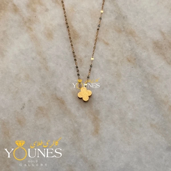 تصویر دوم گردنبند ونکلیف تمام طلا